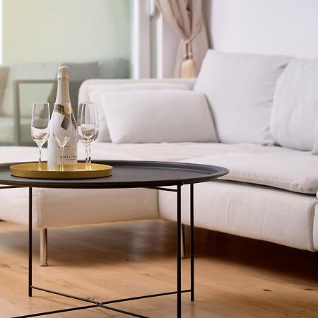 Klara Beach Apartment สปลิท ภายนอก รูปภาพ