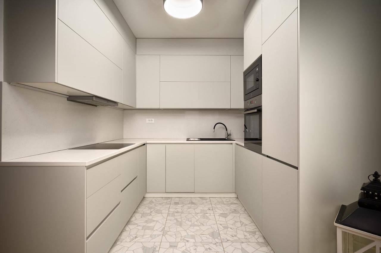 Klara Beach Apartment สปลิท ภายนอก รูปภาพ